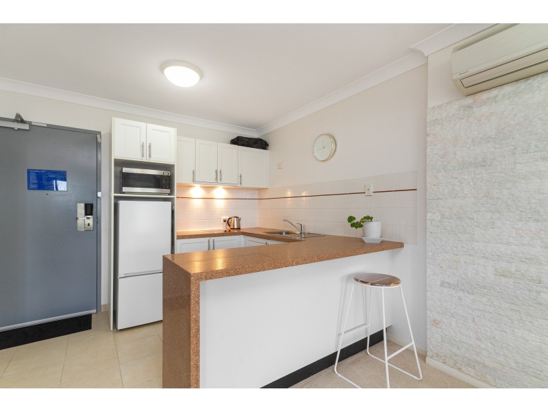 246/99 Griffith Street, Coolangatta QLD 4225