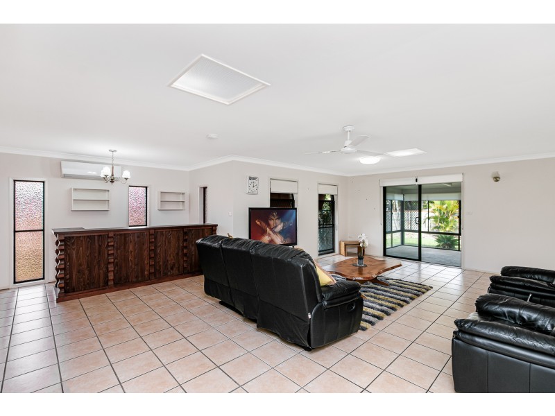 102 Sunset Boulevard, Tweed Heads West NSW 2485