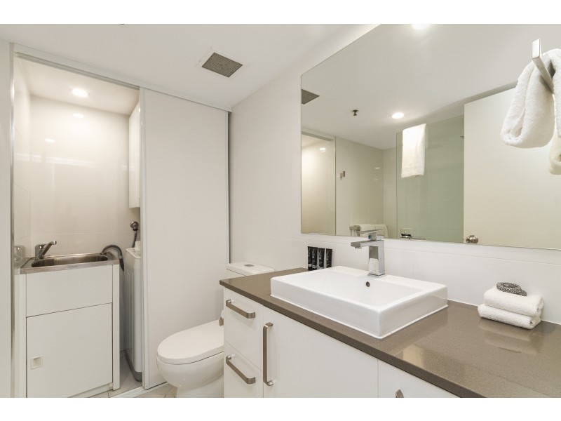 1602/88 Marine Parade, Coolangatta QLD 4225