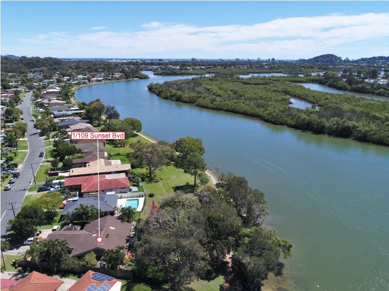 1/109 Sunset Boulevard, Tweed Heads West NSW 2485