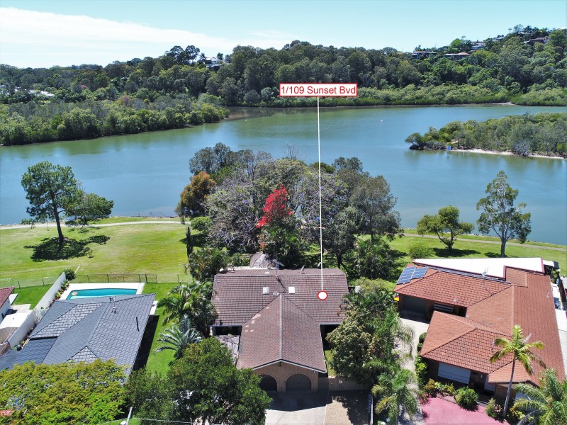 1/109 Sunset Boulevard, Tweed Heads West NSW 2485