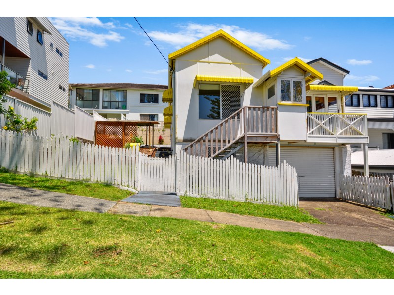 37 Dutton Street, Coolangatta QLD 4225