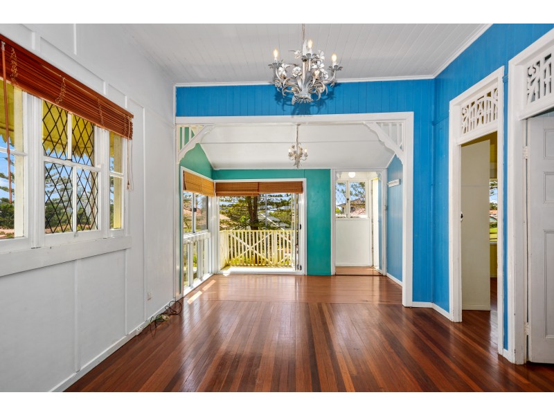 37 Dutton Street, Coolangatta QLD 4225
