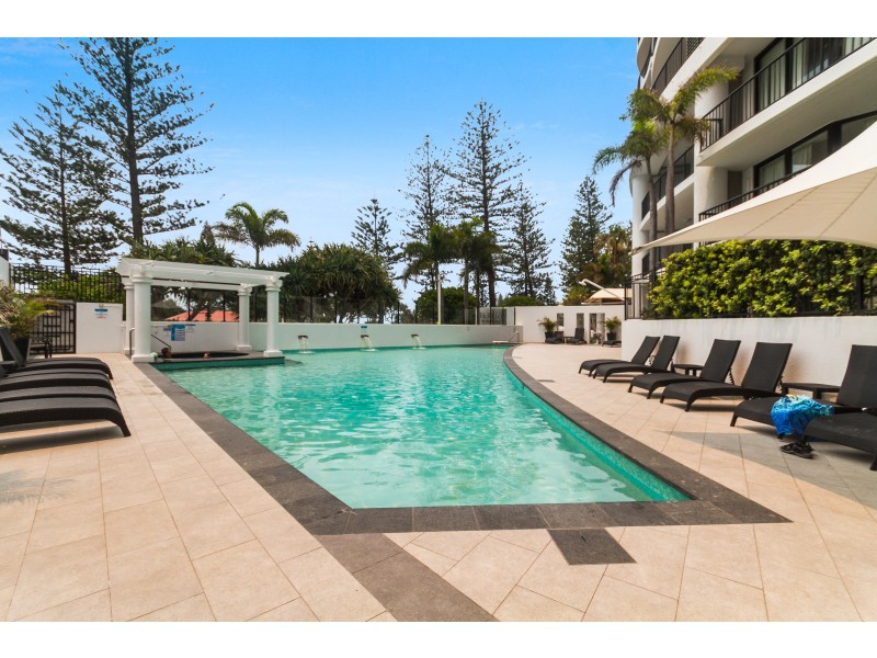 302/88 Marine Parade, Coolangatta QLD 4225