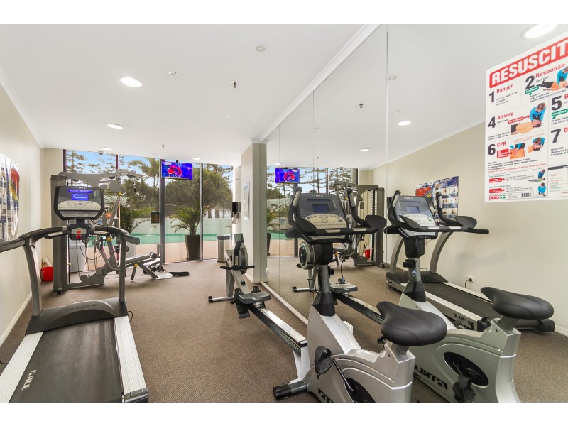 302/88 Marine Parade, Coolangatta QLD 4225