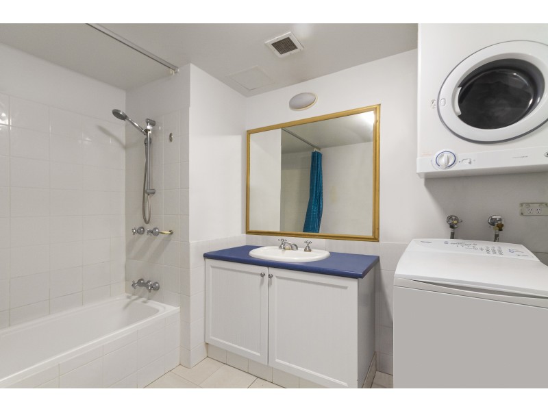 118/99 Griffith Street, Coolangatta QLD 4225
