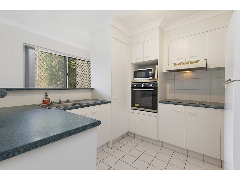 4/18-20 Garrick Street, Coolangatta QLD 4225