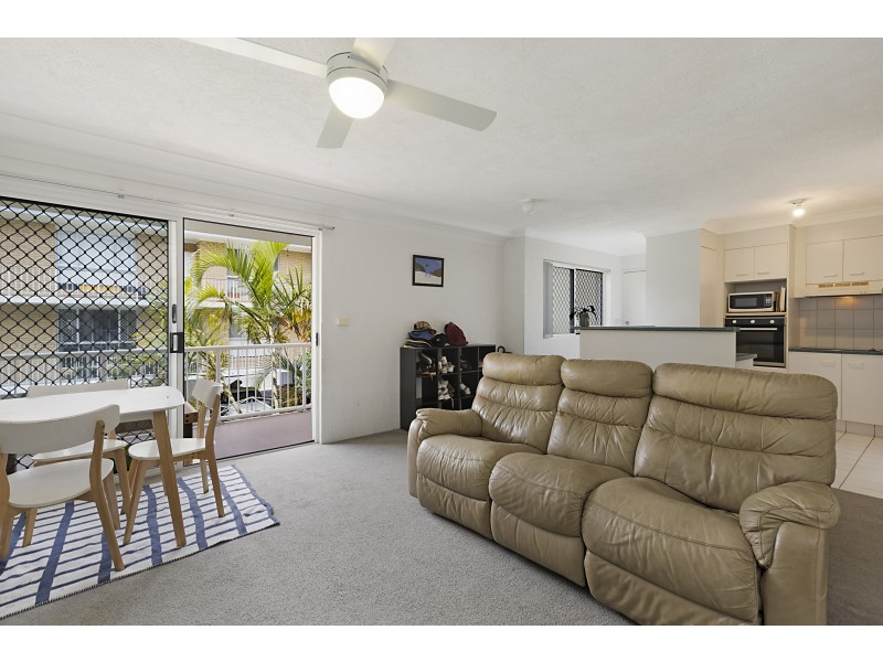 4/18-20 Garrick Street, Coolangatta QLD 4225