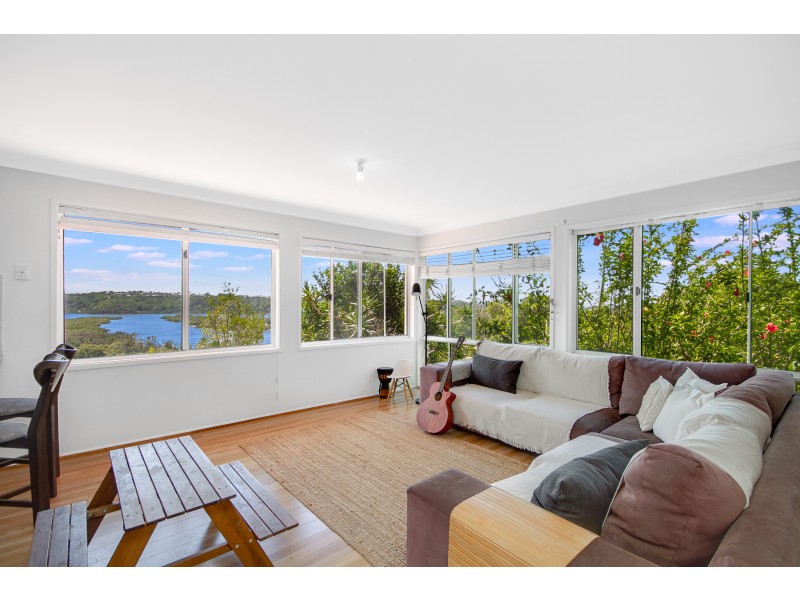 37 Lakeview Parade, Tweed Heads South NSW 2486