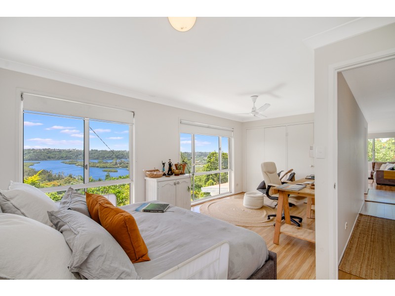 37 Lakeview Parade, Tweed Heads South NSW 2486