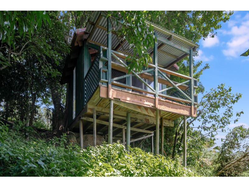 37 Lakeview Parade, Tweed Heads South NSW 2486