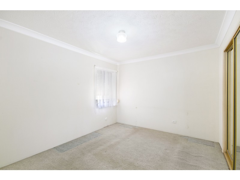 2/18 Lanham Street, Coolangatta QLD 4225