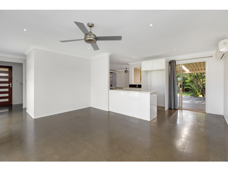 21 Bambaroo Crescent, Tweed Heads NSW 2485