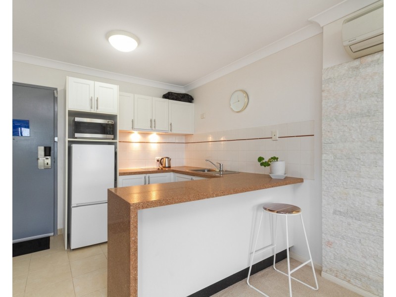 246/99 Griffith Street, Coolangatta QLD 4225