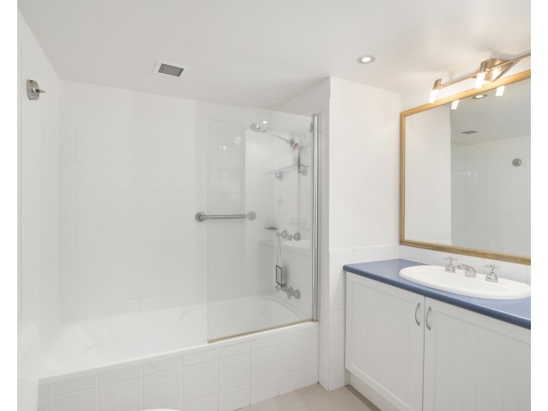 224/99 Griffith St, Coolangatta QLD 4225