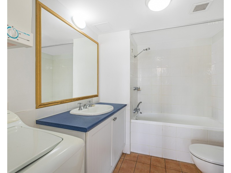 457/99 Griffith Street, Coolangatta QLD 4225