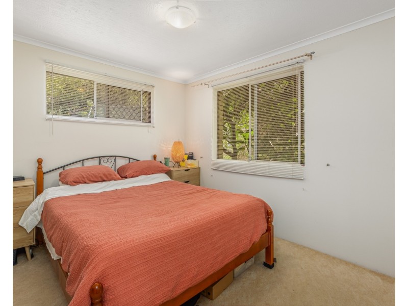 2/39 Coolangatta Road, Coolangatta QLD 4225