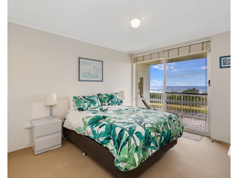 10/206-210 Pacific Parade, Bilinga QLD 4225