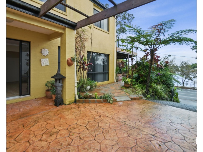 13 Kennedy Drive, Tweed Heads NSW 2485