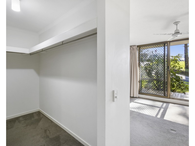 1/38 Marine Parade, Coolangatta QLD 4225