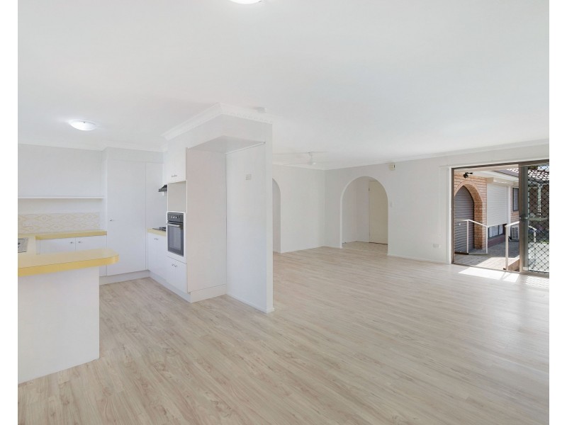 2/28 Bambaroo Crescent, Tweed Heads NSW 2485