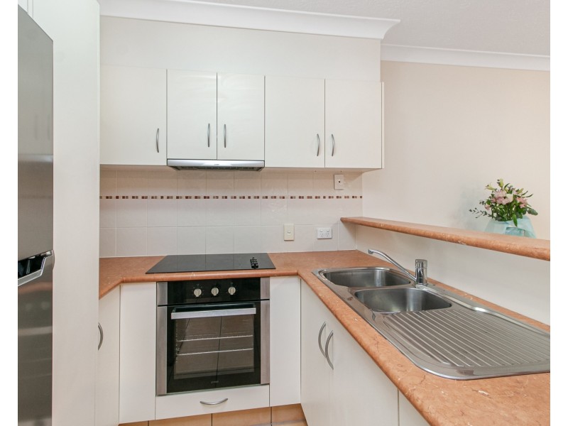 4/48 Coolangatta Road, Coolangatta QLD 4225