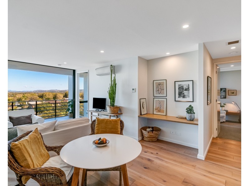 606/13-15 Haig Street, Coolangatta QLD 4225