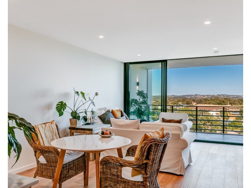 606/13-15 Haig Street, Coolangatta QLD 4225