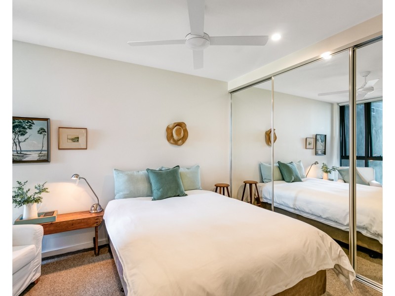 606/13-15 Haig Street, Coolangatta QLD 4225