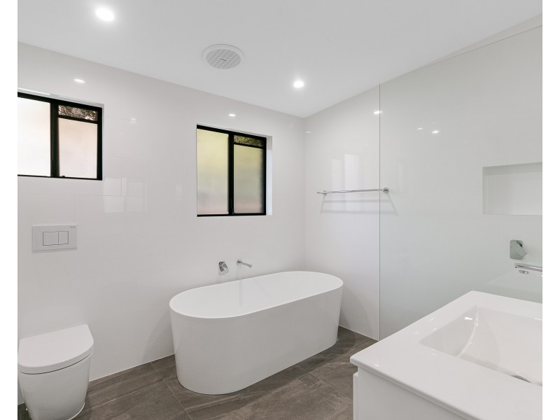 13 Myeerimba Parade, Tweed Heads West NSW 2485