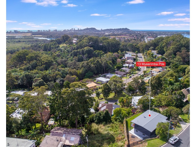 13 Myeerimba Parade, Tweed Heads West NSW 2485