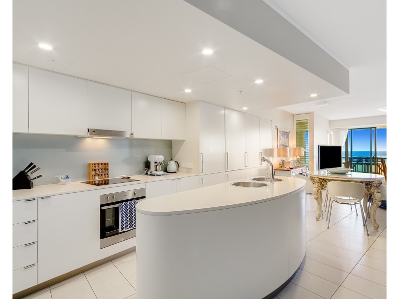 1105/3 McLean Street, Coolangatta QLD 4225