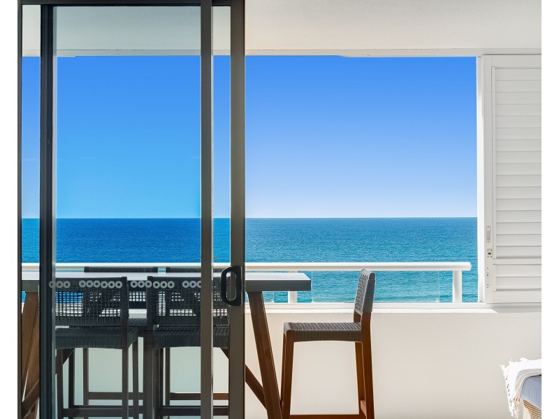 1105/3 McLean Street, Coolangatta QLD 4225