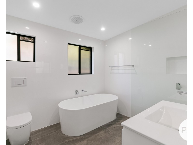 13 Myeerimba Parade, Tweed Heads West NSW 2485