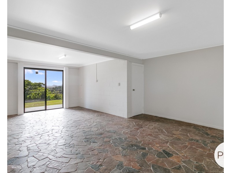 13 Myeerimba Parade, Tweed Heads West NSW 2485