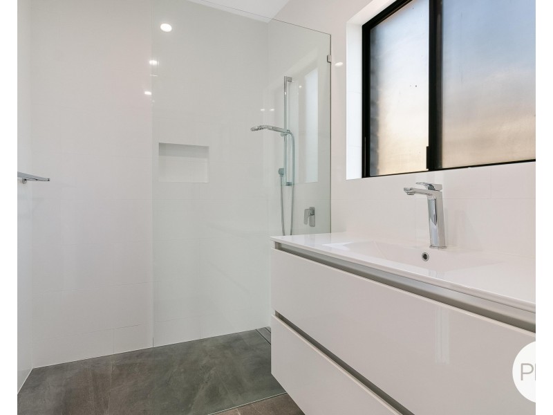 13 Myeerimba Parade, Tweed Heads West NSW 2485