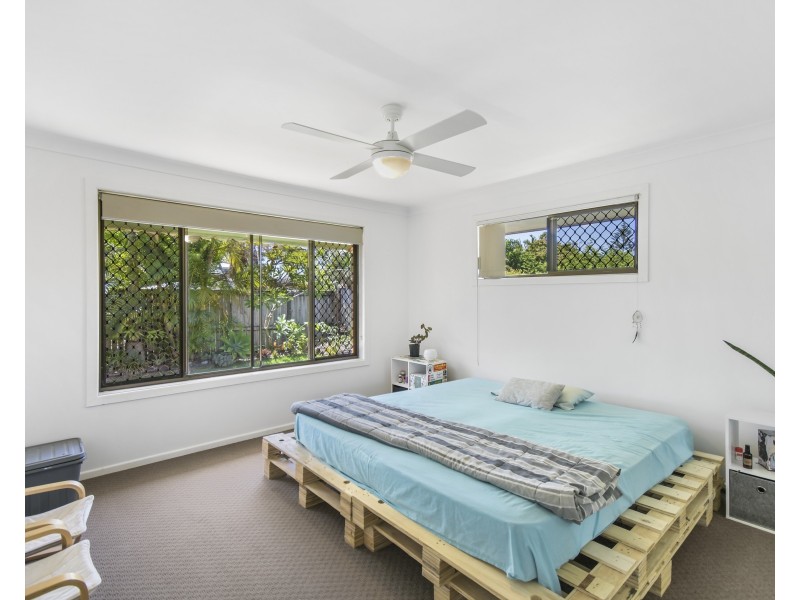2/17 Blundell Boulevard, Tweed Heads South NSW 2486
