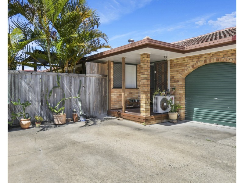 2/17 Blundell Boulevard, Tweed Heads South NSW 2486