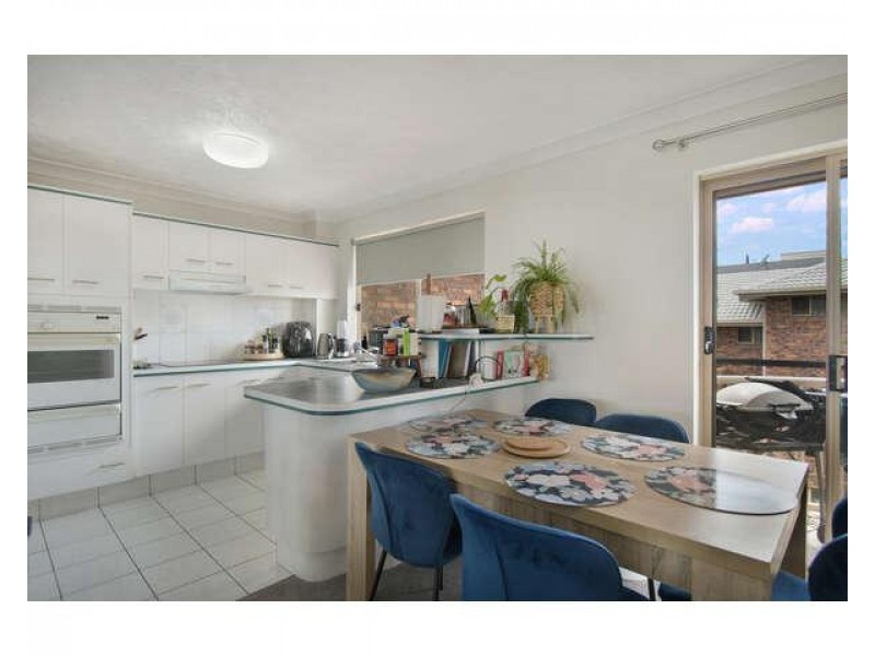 12/15-17 South Street, Coolangatta QLD 4225