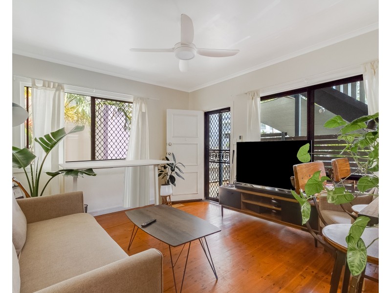 1/24 Eden Avenue, Coolangatta QLD 4225