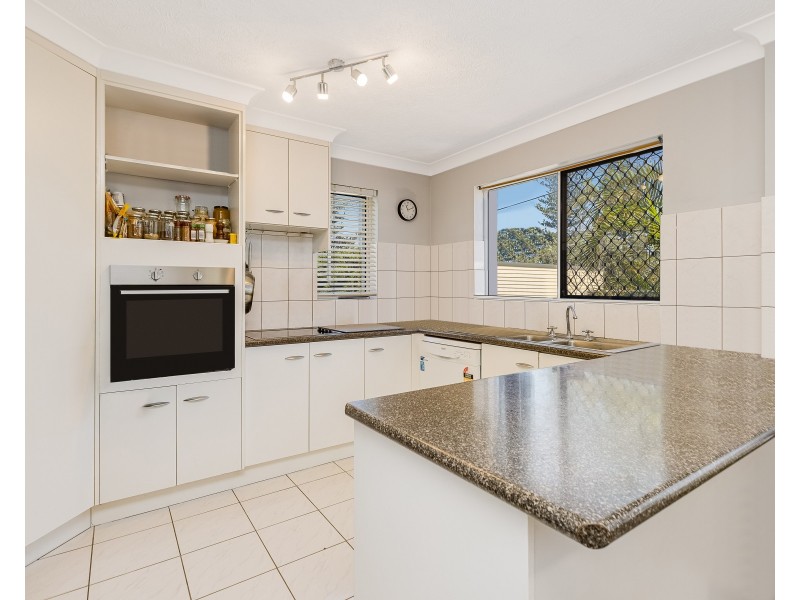 3/241 Golden Four Drive, Bilinga QLD 4225