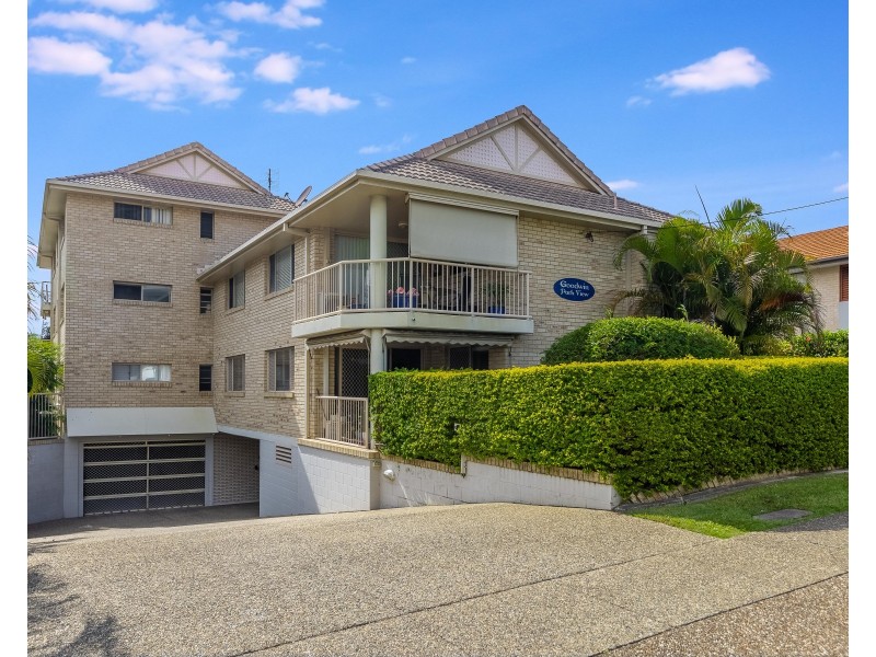 8/18 Dutton Street, Coolangatta QLD 4225
