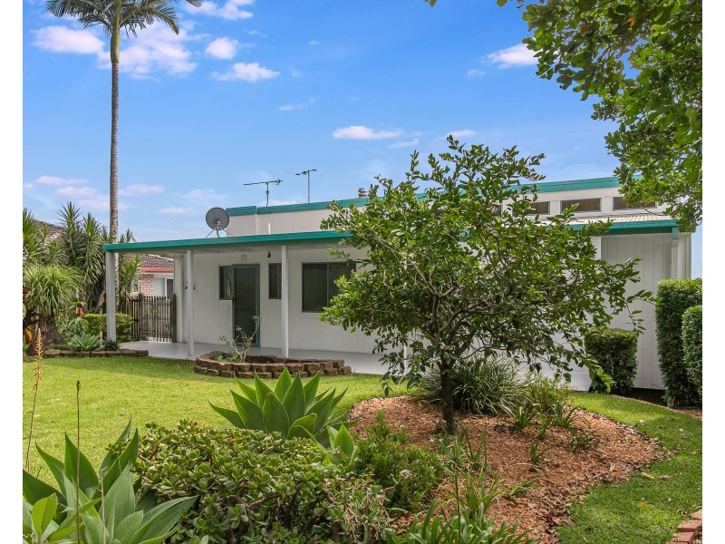 34 Myeerimba Parade, Tweed Heads West NSW 2485