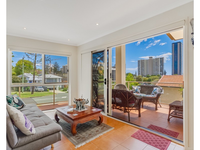 7/24-26 Dutton Street, Coolangatta QLD 4225