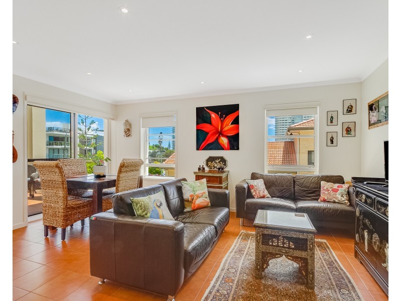 7/24-26 Dutton Street, Coolangatta QLD 4225