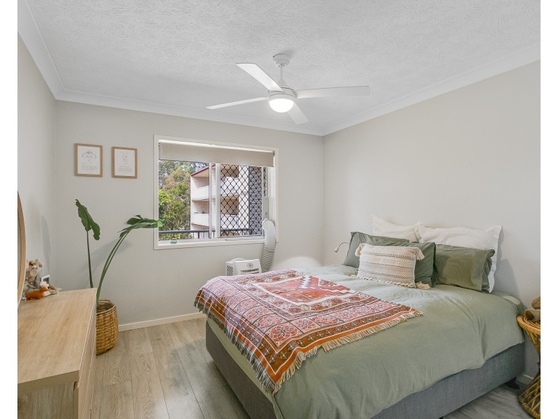 9/54 Dutton Street, Coolangatta QLD 4225