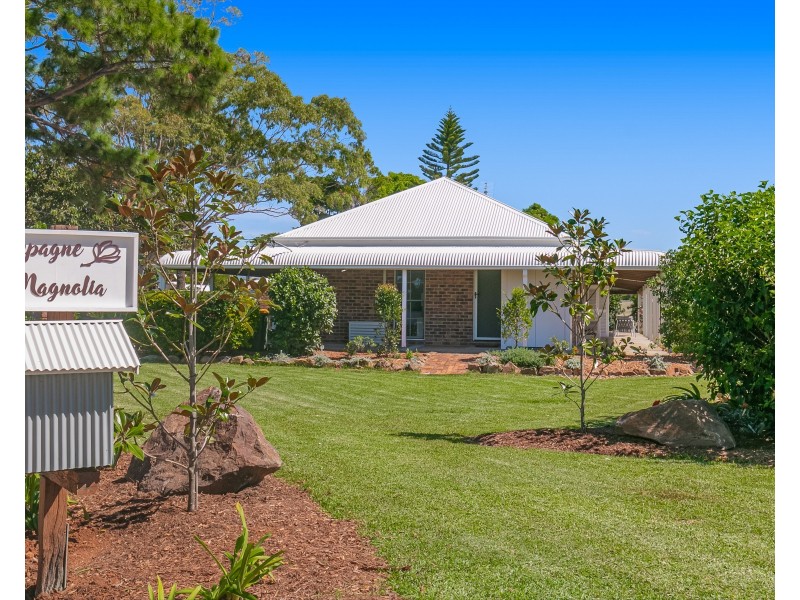 54 Champagne Drive, Tweed Heads South NSW 2486