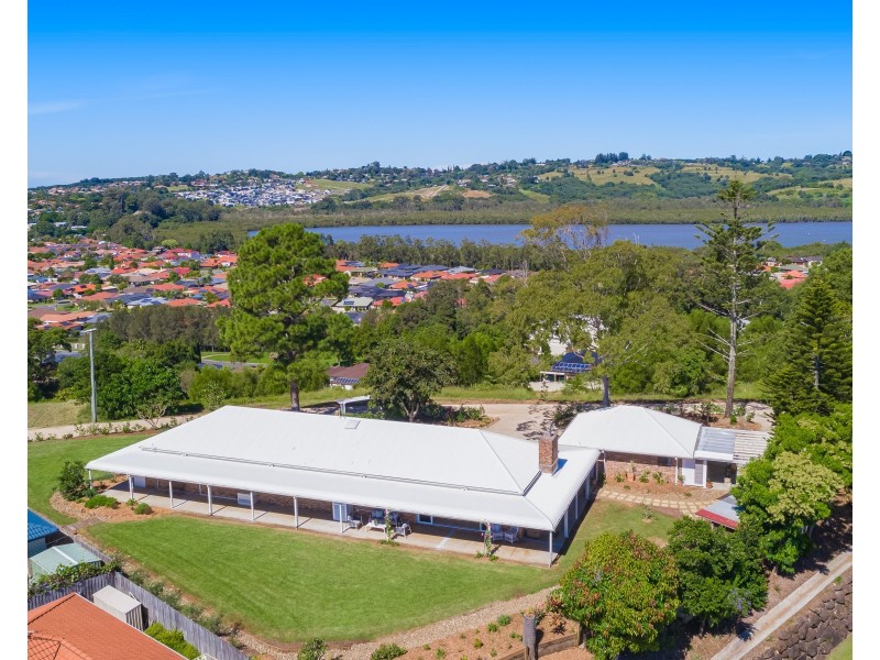 54 Champagne Drive, Tweed Heads South NSW 2486