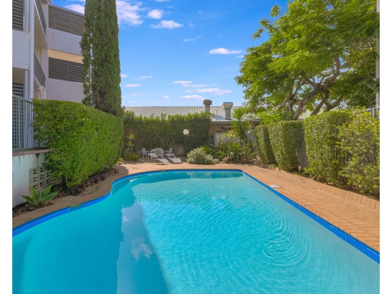 17/21-23 Markeri Street, Mermaid Beach QLD 4218