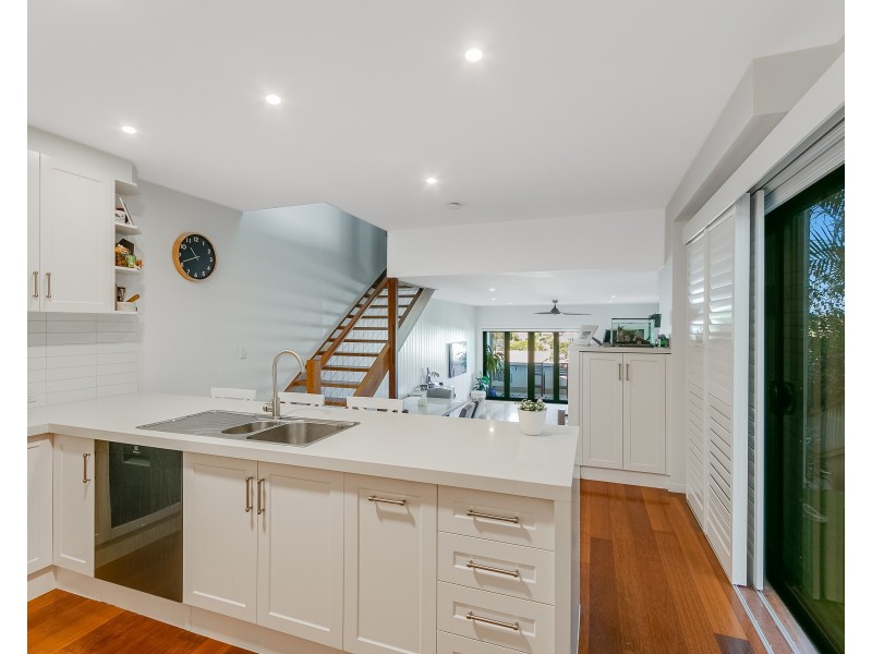 1/2057 Gold Coast Highway, Miami QLD 4220